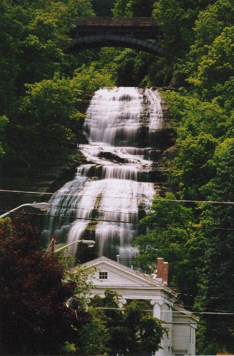 [She-qua-ga Falls]